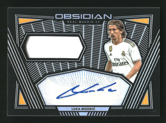 Panini Luka Modric Player Worn Autograph Relic Card /30 Panini Obsidian Soccer 2019-20