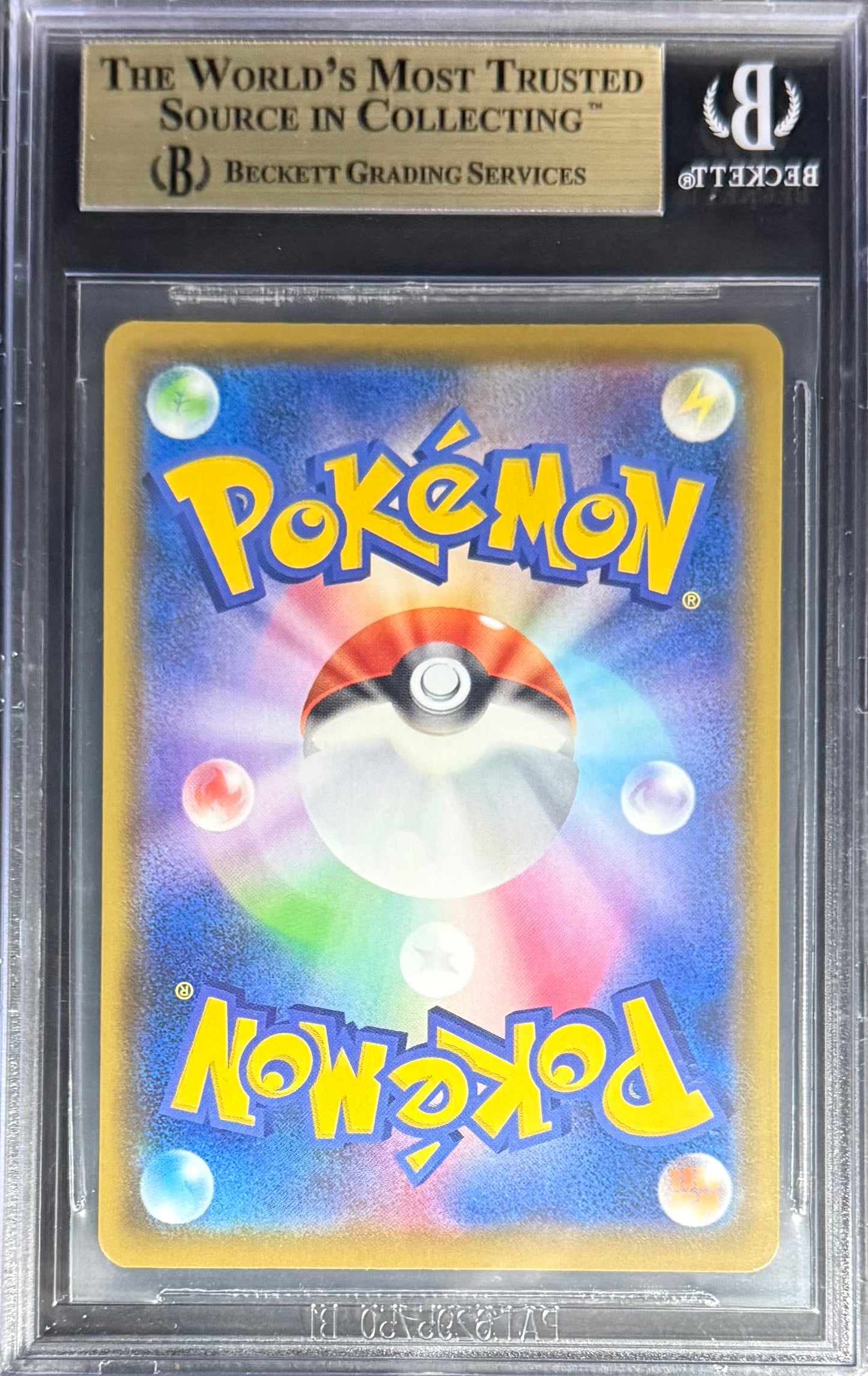 Pokemon Yveltal A 117/190 Pokemon Sword & Shield Shiny Star V 2020 Beckett BGS 10