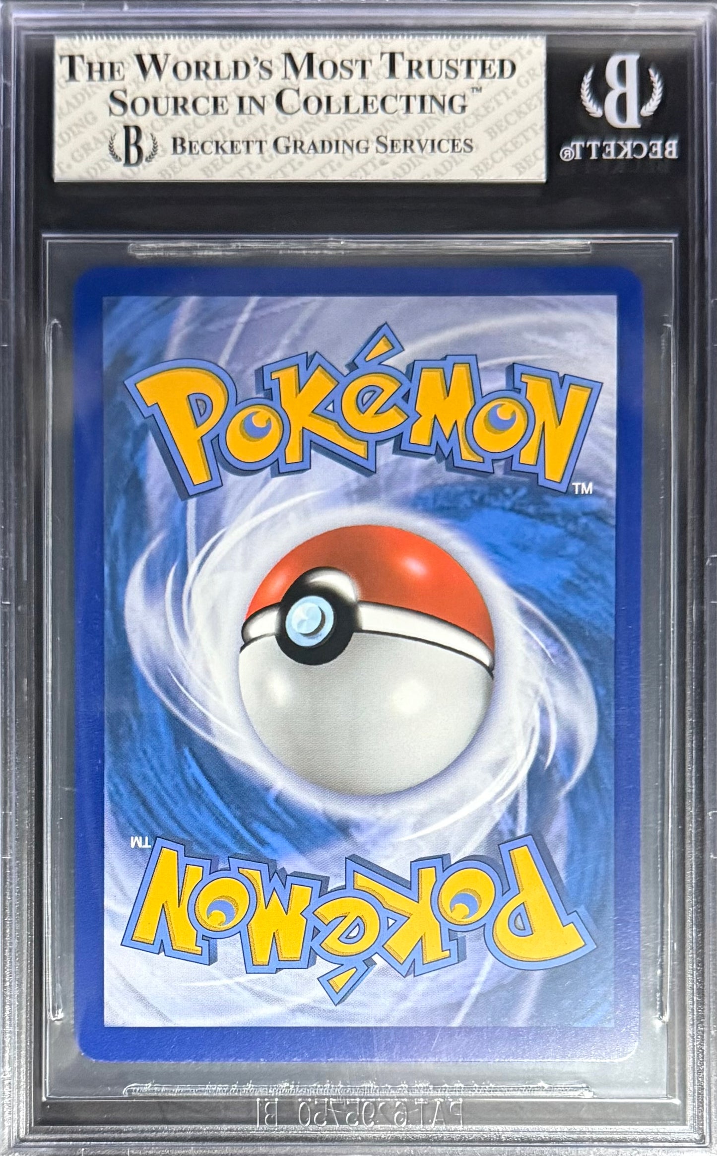 Pokemon Entei 10/73 Pokemon Shining Legends 2017 Beckett BGS 8