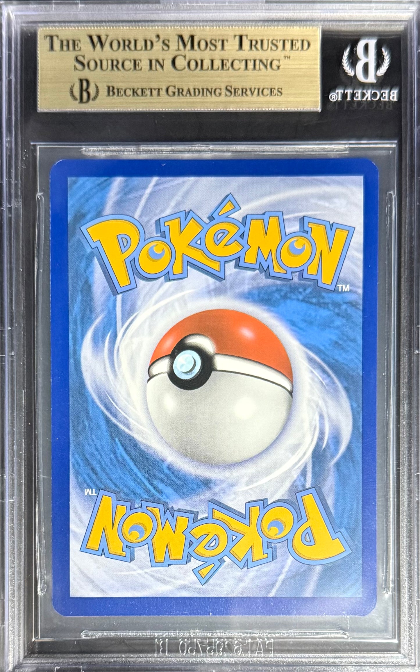 Pokemon Zapdos 24/68 Holo Pokemon Sun & Moon Hidden Fates 2019 Beckett BGS 9.5