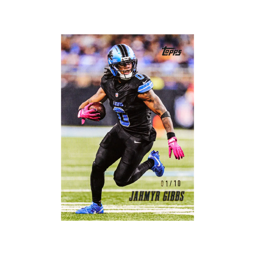 Topps Flagship NFL Football 2026 Hobby Box - Pre-Order